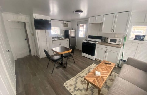 Tomahawk Cabaña | Rowyn's Resort - Cabin w/ Lovely Lake Nokomis View