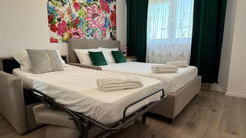 Moieciu Apartamento | Rox Mountain View Apartament 15 min Poiana Brasov and Bran castel , 5 min Dino Parc Râsnov and Magic parc