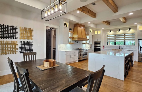 Brenham Otro | Roxell Ranch – A Private Country Retreat!