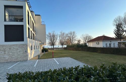 Csopak Apartamento | Royal Apartman am See
