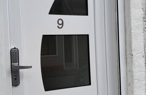 Calais Apartamento | Royal appart city 1