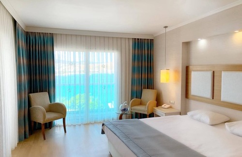 Bodrum City Center Complejo | Royal Asarlik Beach Hotel & Spa - All Inclusive