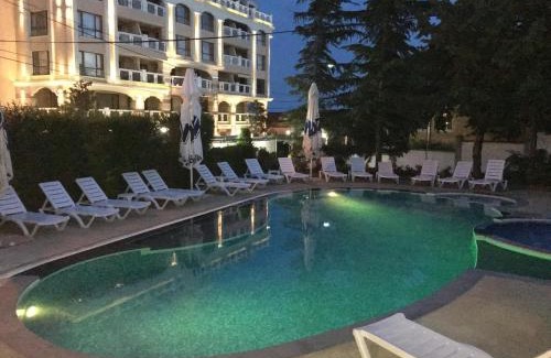 Primorski Hotel | Royal Beach