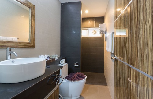 Maret Complejo | Royal Beach Boutique Resort & Spa