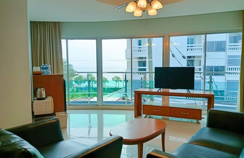 Jomtien Apartamento | Royal Beach View Suites