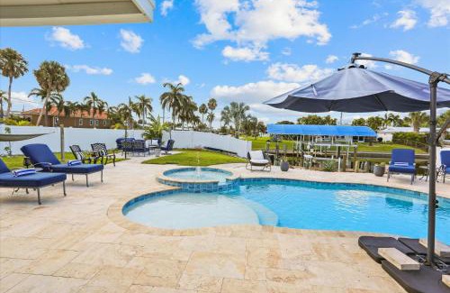 Coral Shores Casa | Royal Blue Dreams flexible rental near Anna Maria Island