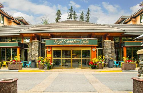 Banff Hotel | Royal Canadian Lodge