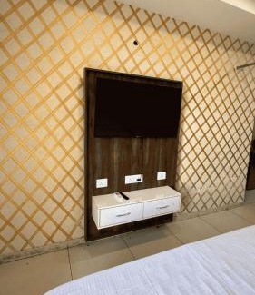 Zirakpur Casa | Royal castle