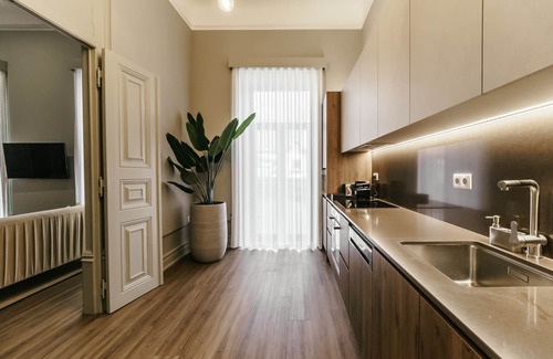 Covilha Apartamento | Royal Collection