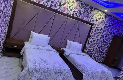 D.H.A. Hotel | Royal Continental Guest House Dha