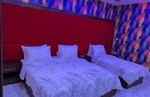 D.H.A. Hotel | Royal Continental Guest House Dha