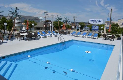 Wildwood Hotel | Royal Court Motel