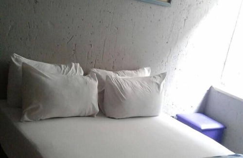 Greater Johannesburg Metropolitan Area Casa | Royal Crown Guesthouse