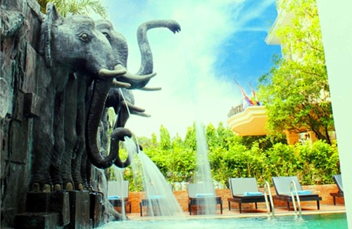Downtown Siem Reap Hotel | Royal Crown Hotel & Spa