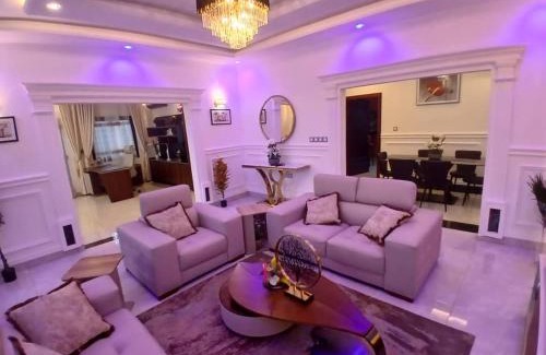 Yaounde Villa | Royal Duplex