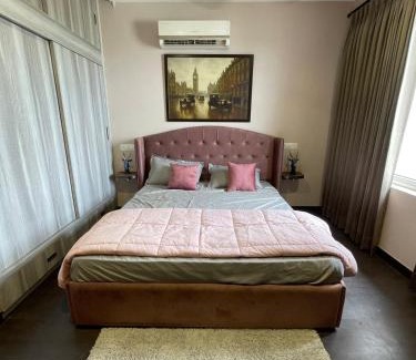 Ludhiana Apartamento | Royal Flush at Rajgadh Heights 2BHK By THE LOSTINN