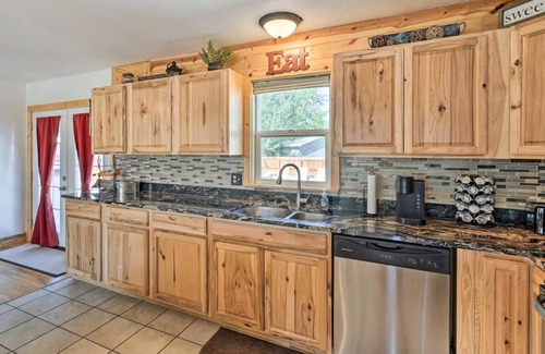 Canon City Casa | Home w/ Heated Pool & Hot Tub!