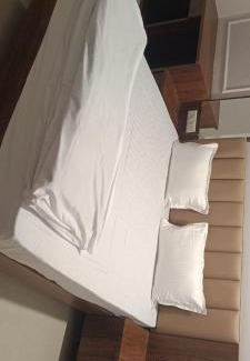 Jabalpur Hotel | Royal Greens Club