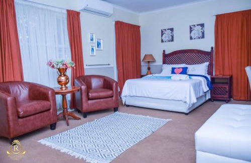 Carletonville Casa | Royal Highness Lux Guesthouse