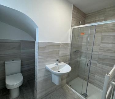 Hanham Casa | Royal Hill En-Suite Room