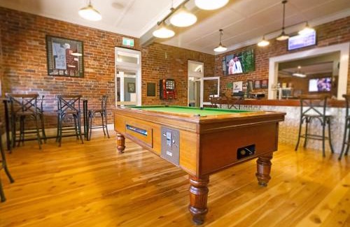 Guyra Hotel | Royal Hotel Guyra