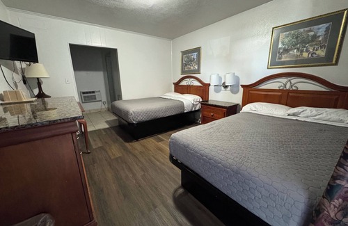 Eustis Hotel | Royal Inn