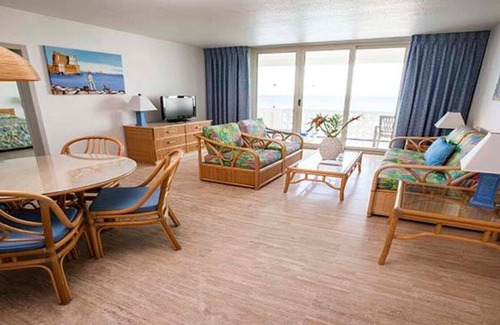 Beacon Hill Complejo | Royal Islander La Plage en St. Maarten, disponible del 18 al 25 de abril por $ 1400