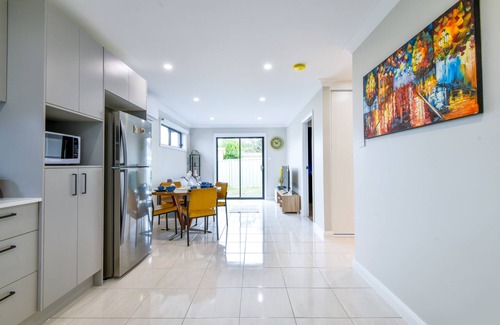 Toukley Casa | Royal Lake Guest House