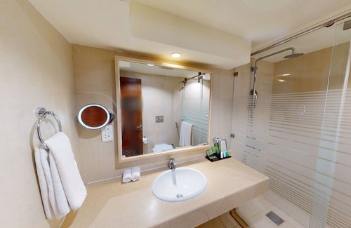 Sharma Complejo | Royal Lazure Resort