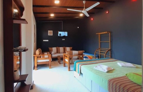 Thalawatugoda Hotel | Royal Crown Residency Hotel