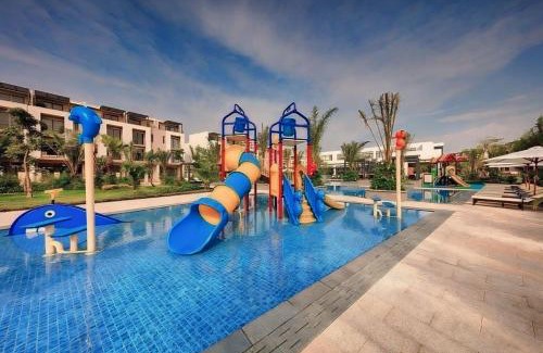 Ha Long Apartamento | Royal Lotus Homestay Villa 5 Phòng Ngủ