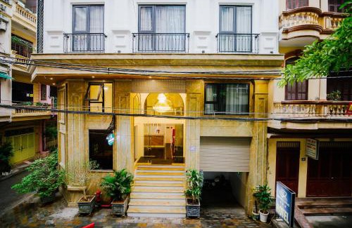 Thanh Xuan Hotel | Royal Lotus Hotel