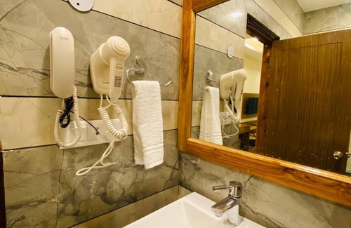 Mohal Hotel | Royal Mansion