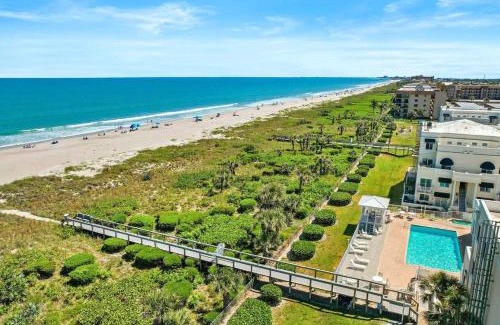 Cape Caneveral Beach Gardens Casa | Royal Mansions, Ocean View Penthouse Condo