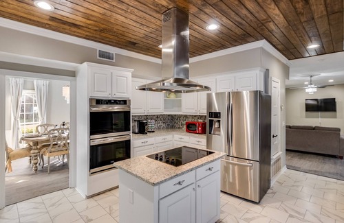 Tougaloo Casa | Royal Meadows