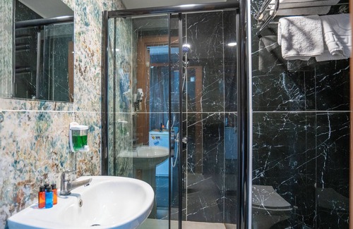 Maltepe Hotel | Royal Nest