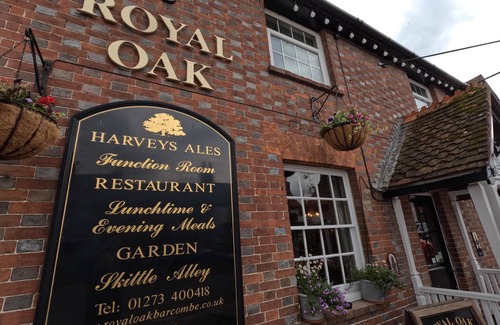 Offham Apartamento | Royal Oak Retreat - Sleeps 6, Pub & Pet Friendly