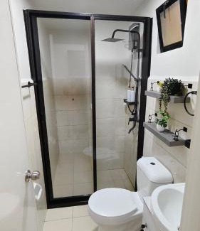 Basak Apartamento | Royal Ocean Crest Mactan
