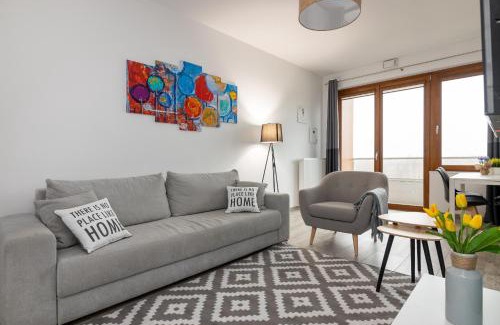 Wilanow Apartamento | Royal Palace Elegant Apartment by BookingHost