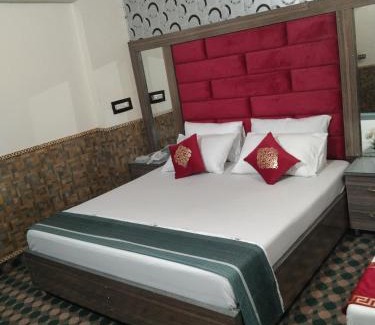 Lahore Apartamento | Royal palace hotel