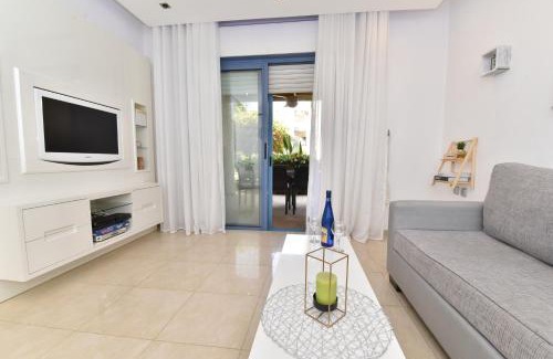 Eilat Apartamento | Royal Park Eilat - Garden Apartment by CROWN
