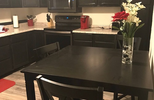 South Charleston Apartamento | Royal Retreat 3 Para Viajes Familiares o Corporativos