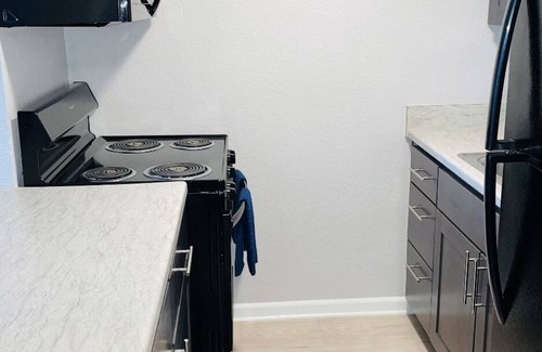 Kettering Apartamento | Royal Retreat walk to the Greene Mall