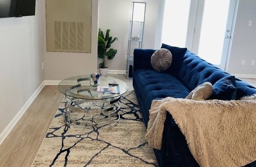 Kettering Apartamento | Royal Retreat walk to the Greene Mall