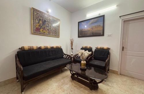 Mahmoorganj Apartamento | Royal Roots VNS - Entire Place