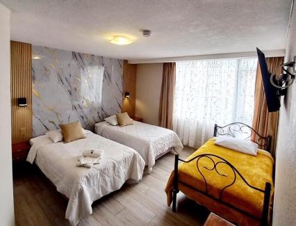 Ibarra Hotel | Royal Ruiz