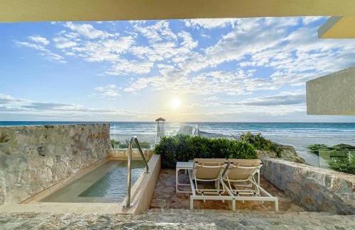 Punta Cancún Hotel | Royal Select at Grand Park Royal Cancún - All Inclusive - Adults Only