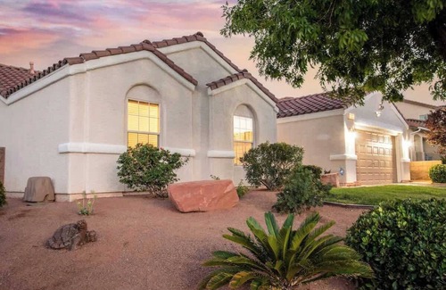 Paradise Hills Casa | Royal Skyline - Spacious & Modern 3BR w Pool & Spa