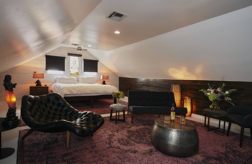Faubourg Marigny Hotel | Royal Street Inn and R Bar
