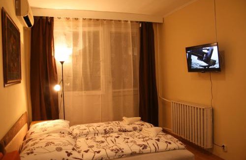 Ujlipotvaros Apartamento | Royal Studio Apartment